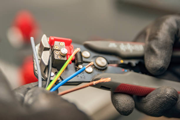 Best Residential Electrician Services  in Alsip, IL